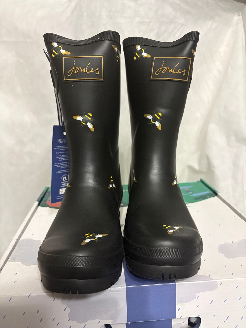 Joules Rain Boots with Yellow size US 5 NWT